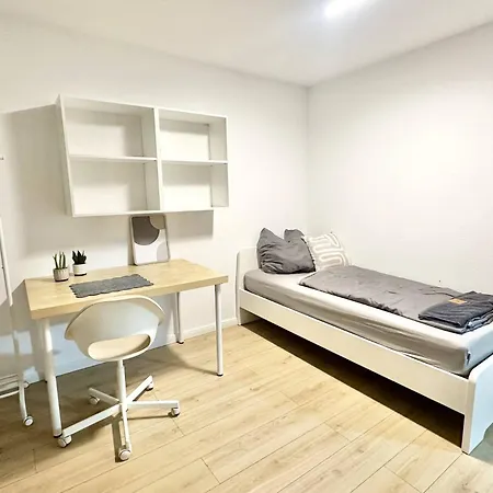 Monteurwohnung Wahren - 7 Betten * Leipzig