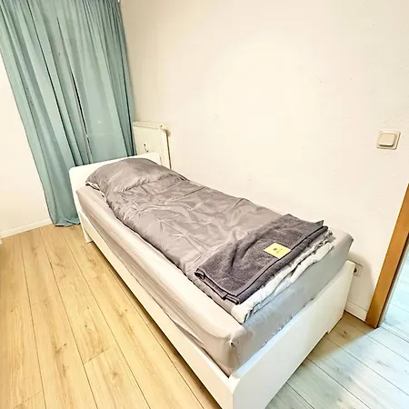 Monteurwohnung Wahren - 7 Betten * Leipzig